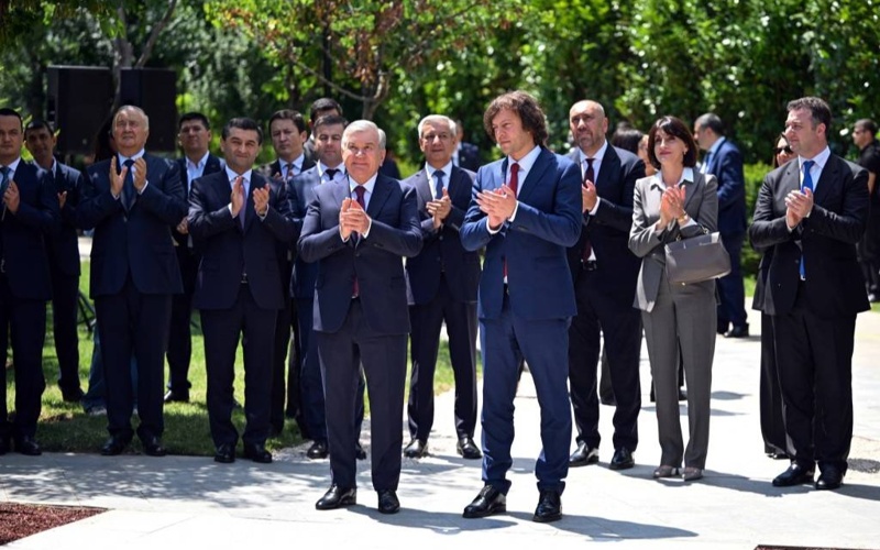 Alisher Navoi monument unveiled in Tbilisi Alisher Navoi monument unveiled in Tbilisi