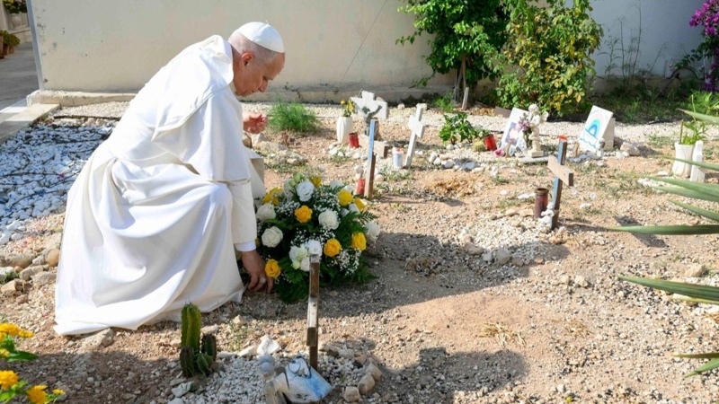Pope Leo calls on Europe to do more for migrants