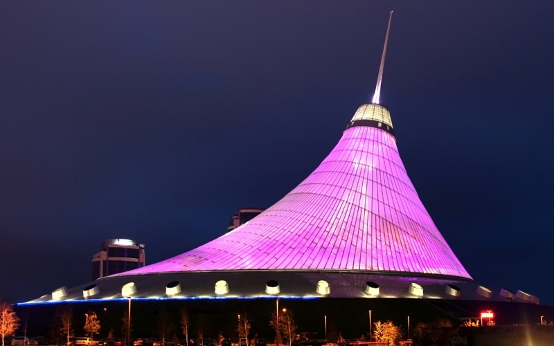 The tent-shaped Khan Shatyr Entertainment Center, Astana, Kazakhstan