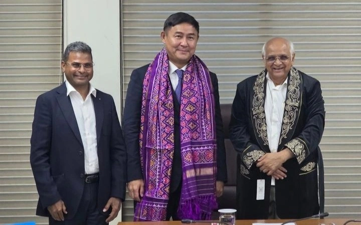 Kazakhstan and India expand pharmaceutical cooperation