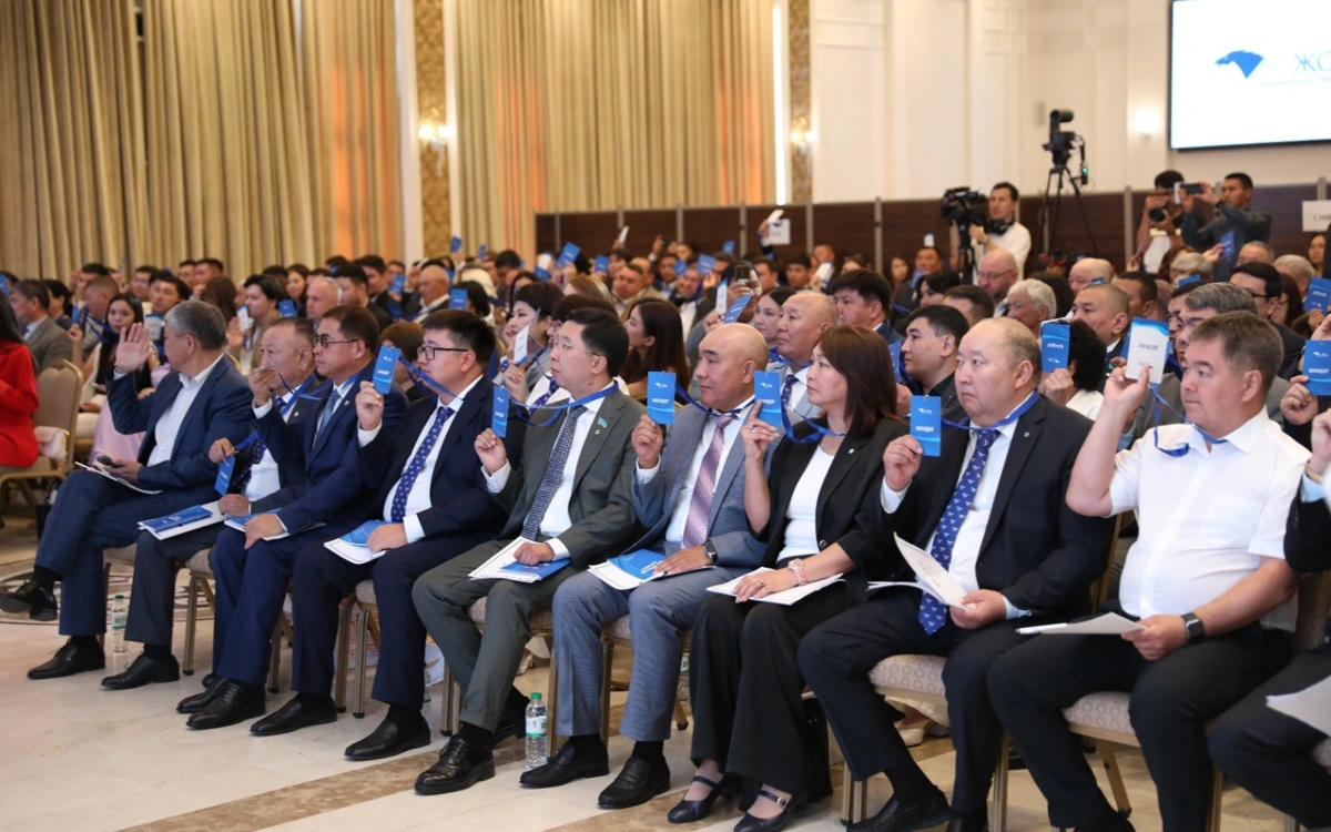 &laquo;Aq jol&raquo; partııasy