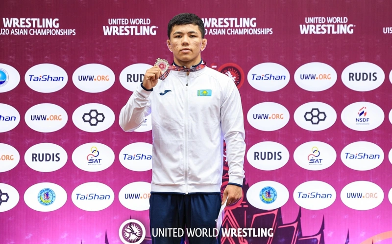 Отандық балуандар күрестен U20 Азия чемпионатын 18 медальмен аяқтады