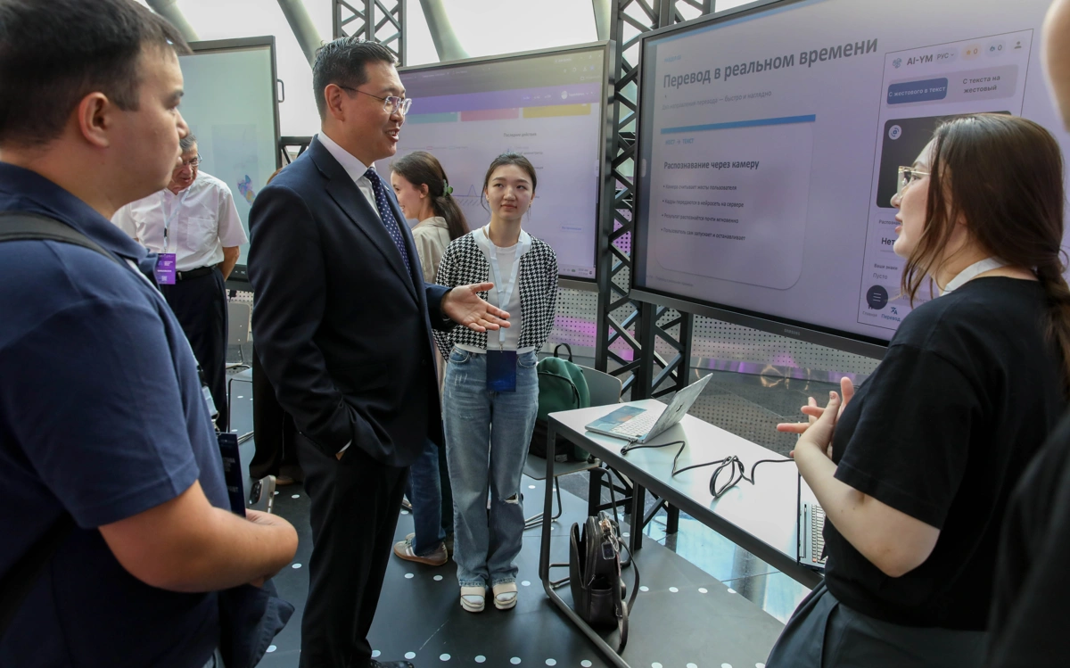 Астанада мемлекеттік емханалардың мәселелерін шешуге арналған Health AI хакатоны басталды