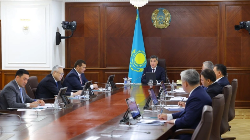 Олжас Бектенов газ саласын дамыту бойынша бірқатар міндет жүктеді