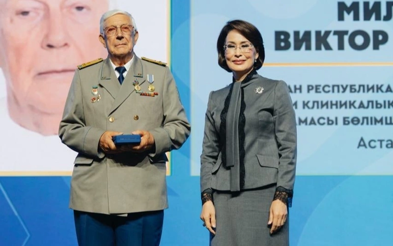 День военной медицины в Казахстане: Виктор Милютин — о службе, науке и авиационной медицине
