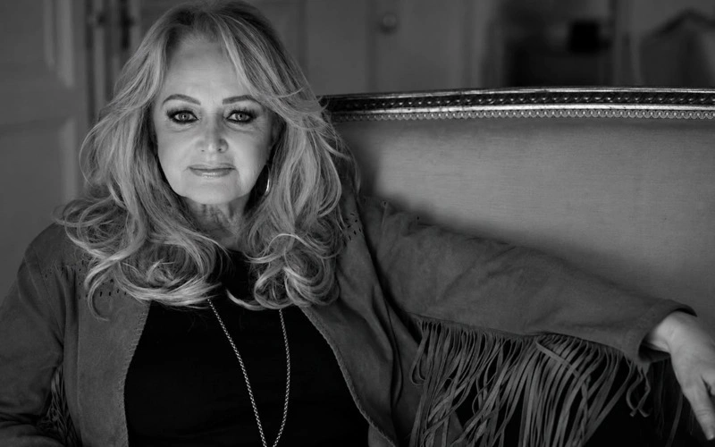 Bonnie Tyler, Welsh singer behind Total Eclipse of Heart, dead at 75