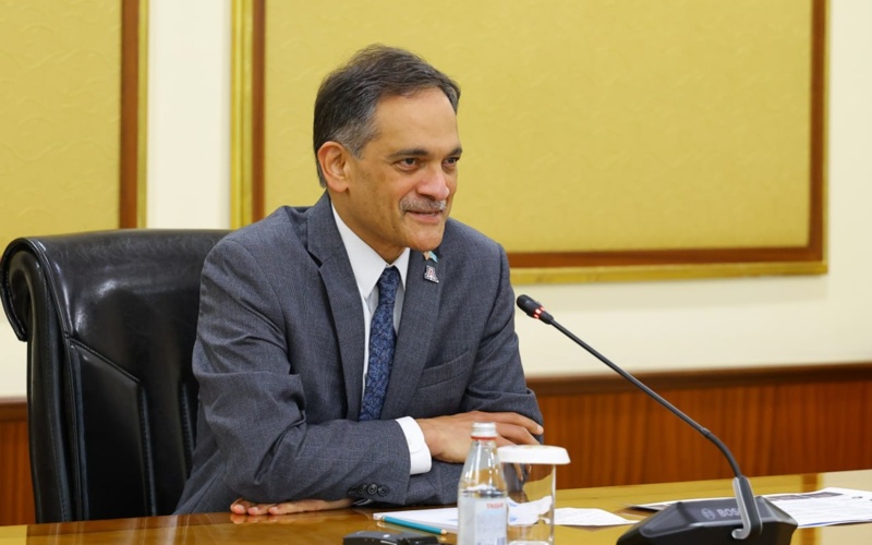 Kazakh Prime Minister Olzhas Bektenov met on Thursday with University of Arizona President Suresh Garimella University of Arizona President Suresh Garimella