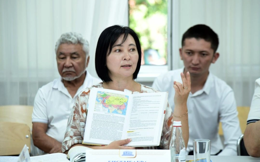 阿拜大学举办圆桌会议 探讨金帐汗国历史遗产在教育体系中的呈现方式