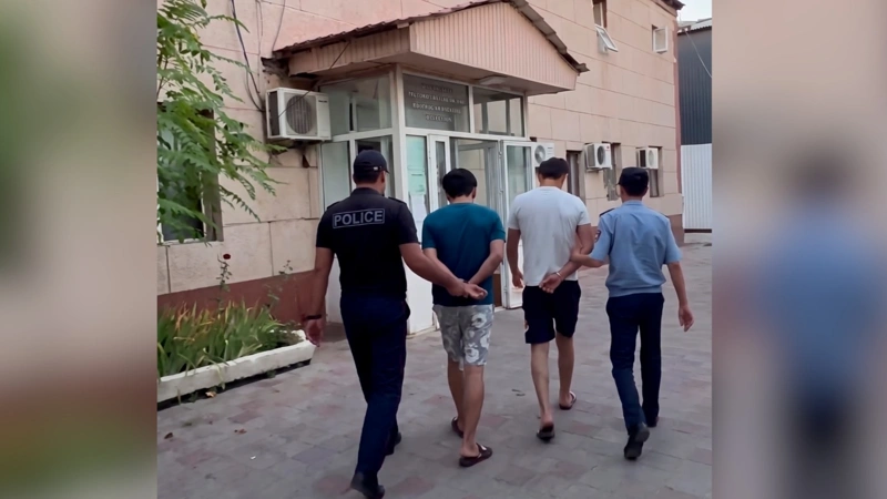 Устроивших опасные гонки из-за спора арестовали в Шымкенте
