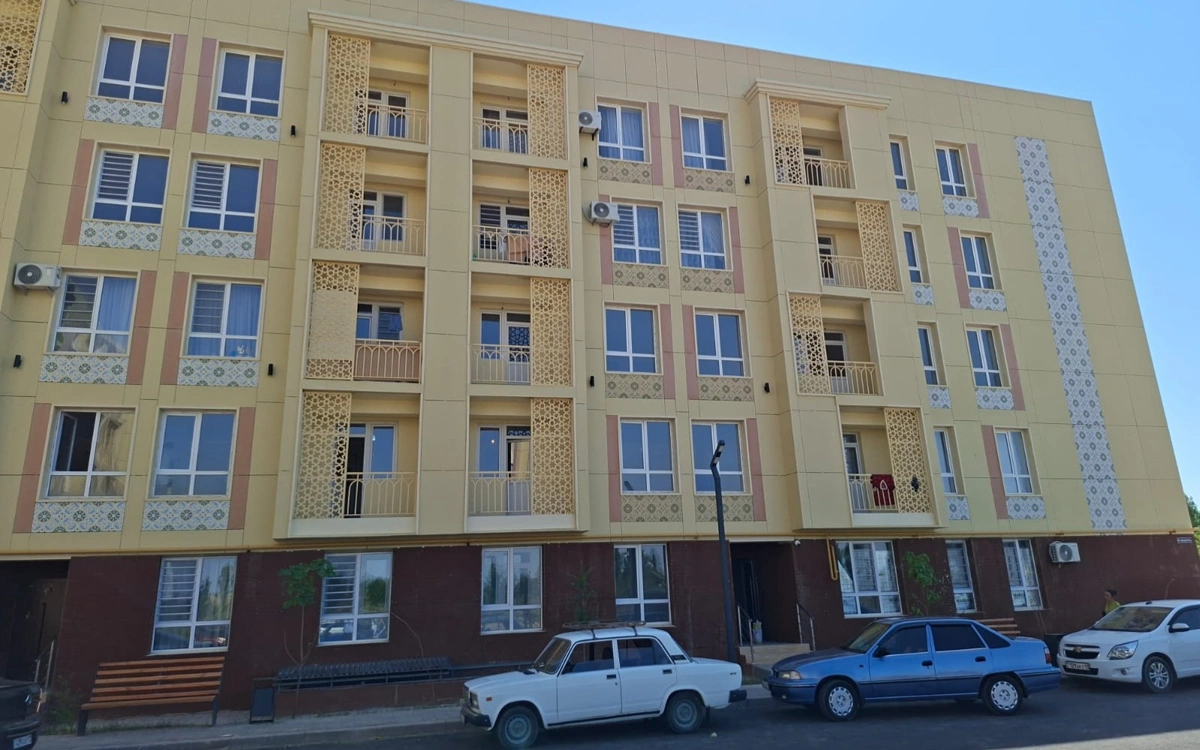 Түркістанда көпбалалы аналарға берілген үйдің төбесінен су ағып жатыр 