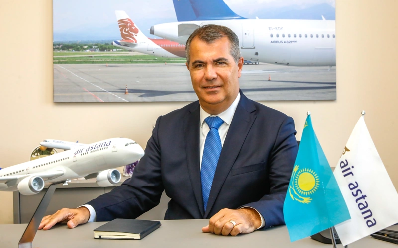  главный исполнительный директор Air Astana Ибрагим Жанлыел 