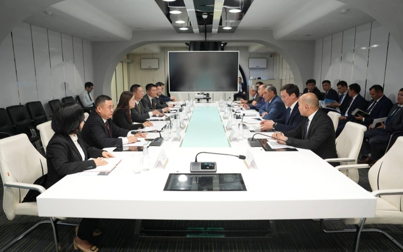 Kazakhstan, China consider opening vocational college to train water industry specialists 