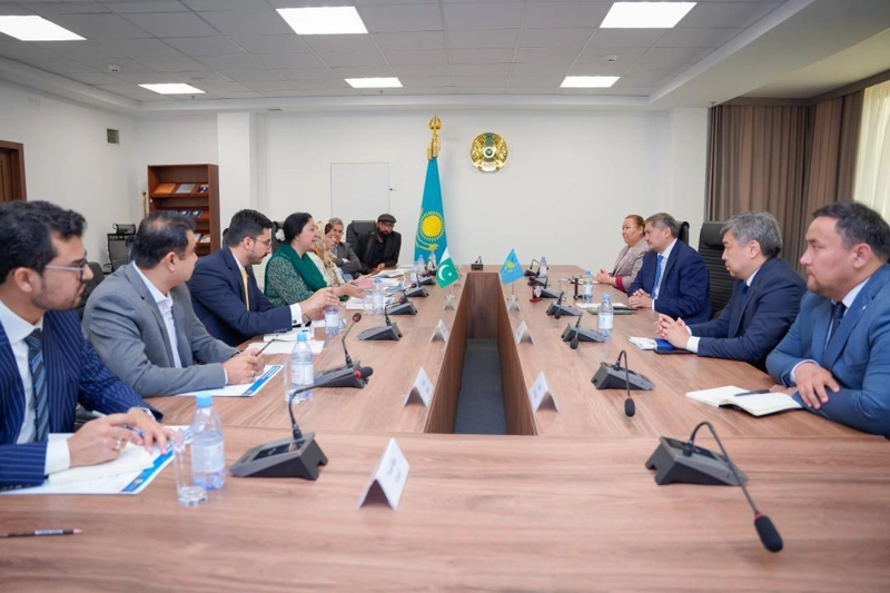 Казахстан и Пакистан намерены укреплять стратегическое партнерство в сфере науки и высшего образования