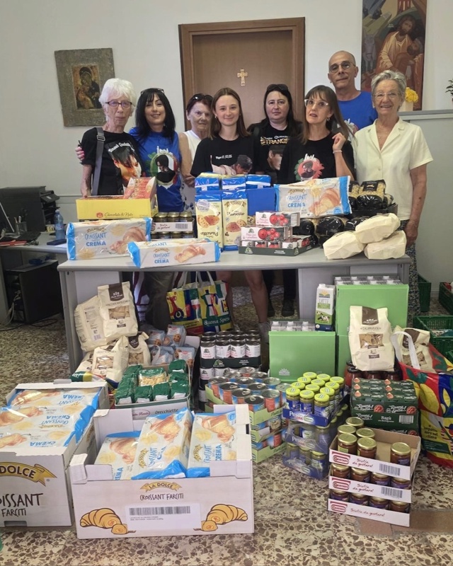 Dimash’s Italian Dears hold charity drive to support families in need Dimash’s Italian Dears hold charity drive to support families in need