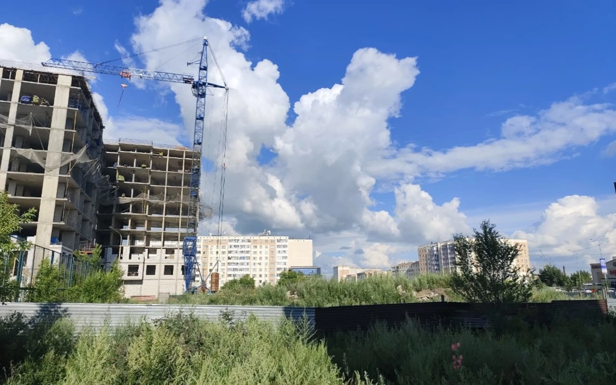Четвертый год стройки: почему строительство многоэтажки в Кокшетау идет такими темпами