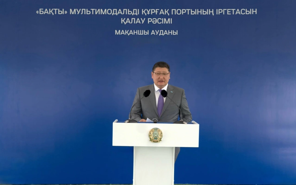 Строительство мультимодального сухого порта и логистического парка началось в области Абай