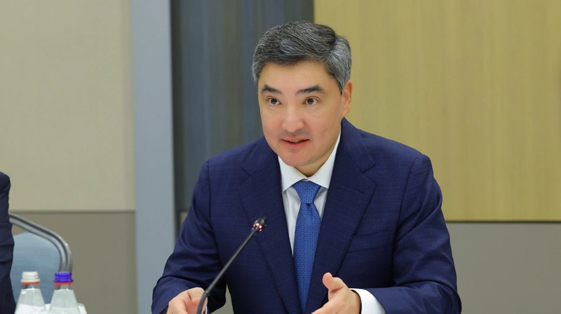 Олжас Бектенов