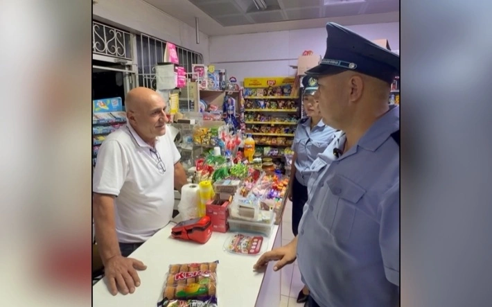 Более 10 владельцев магазинов наказали за ночную продажу алкоголя в Жамбылской области