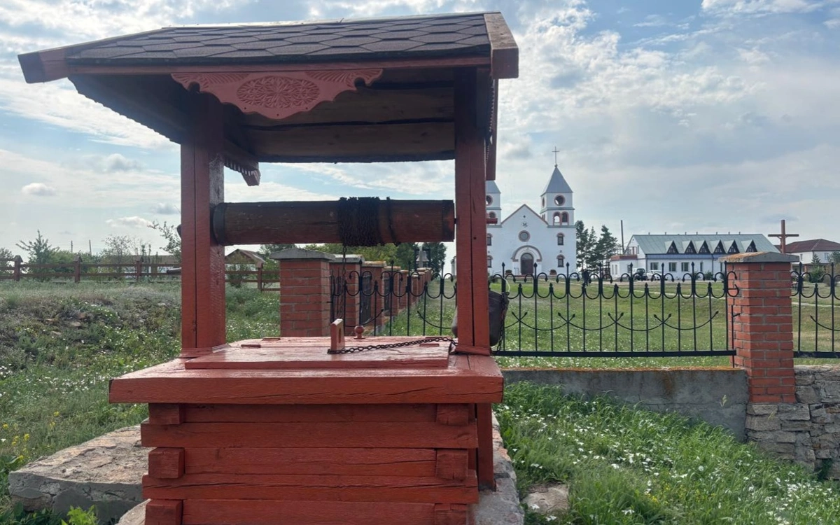 СҚО-ға келген католиктер қазақ бейнесіндегі иконаға мінәжат етеді