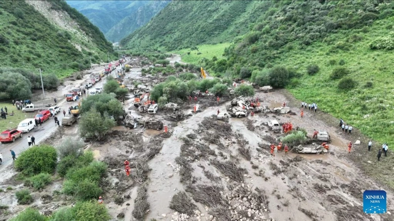 Rain-triggered flash flood kills 10, injures 23 in China's Gansu scenic area