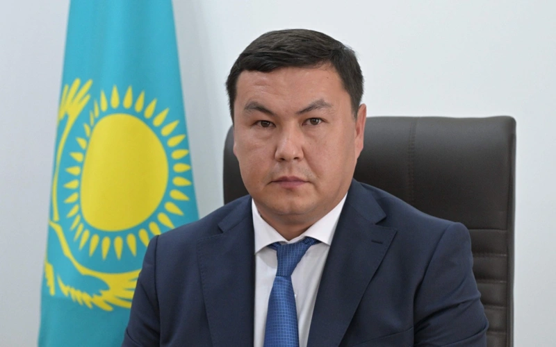  Әнуарбек Аманов 