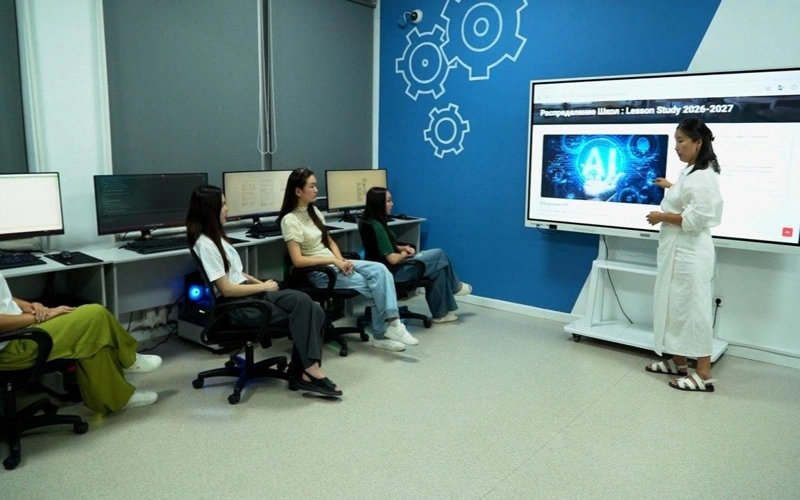 QyzPU студенттері педагогтерге арналған AI-Lesson Study ЖИ платформасын әзірледі