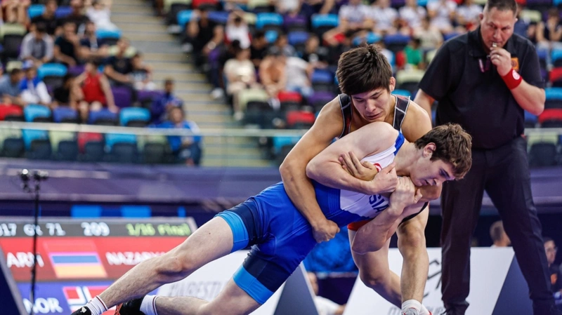 Казахстанский борец Алинур Толеугали завоевал бронзу чемпионата мира U17