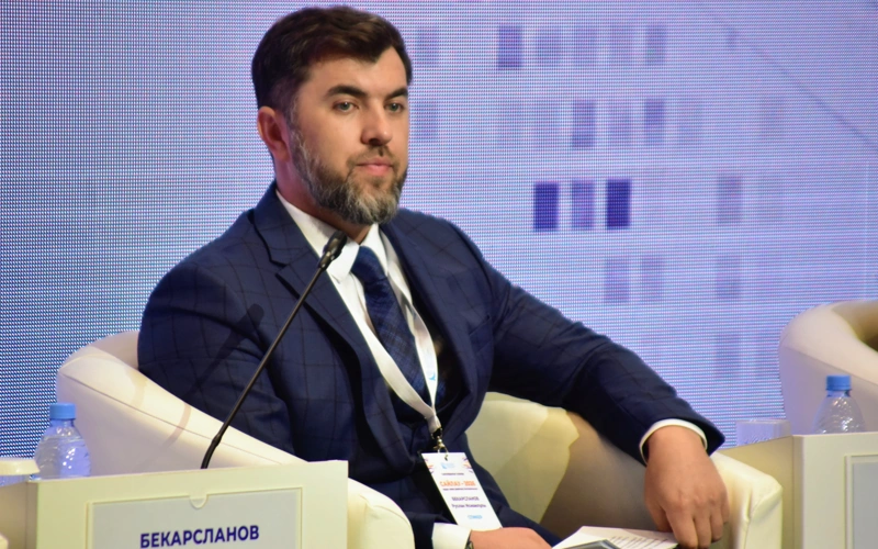 Руслан Бекарсланов