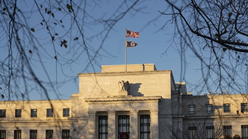 U.S. Fed holds interest rate at 3.5-3.75%
