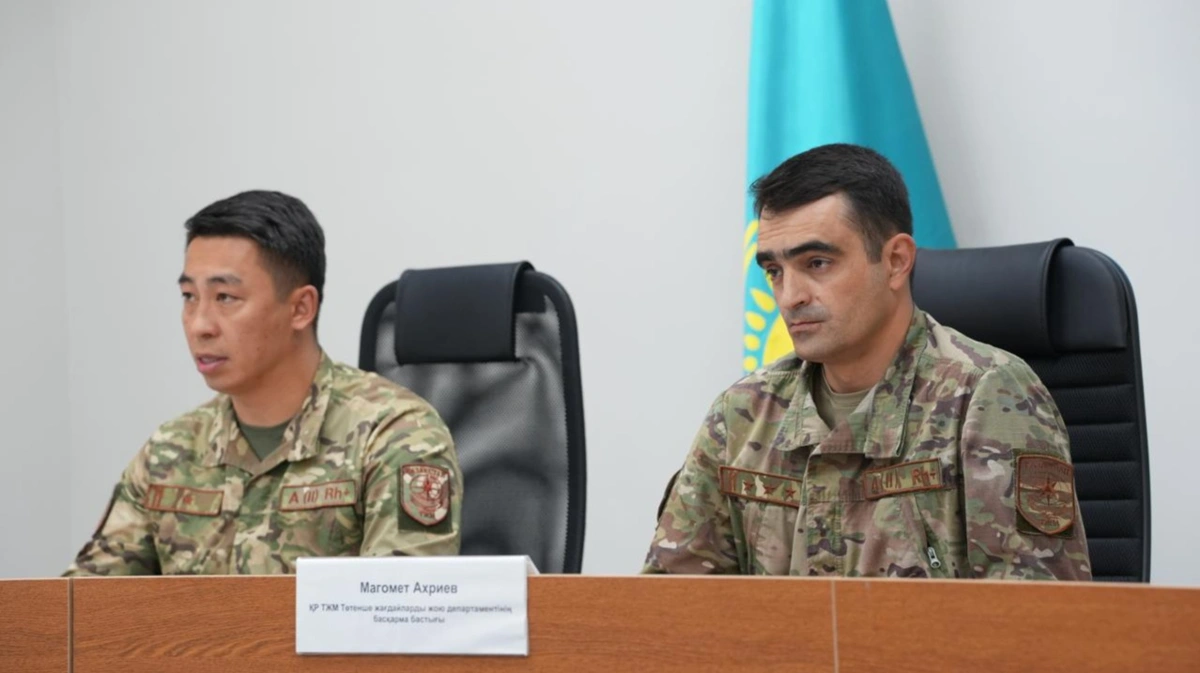 Ерасыл Сайпаш, Магомет Ахриев