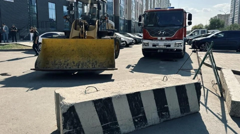Незаконные шлагбаумы и ограждения проверяют во дворах Астаны