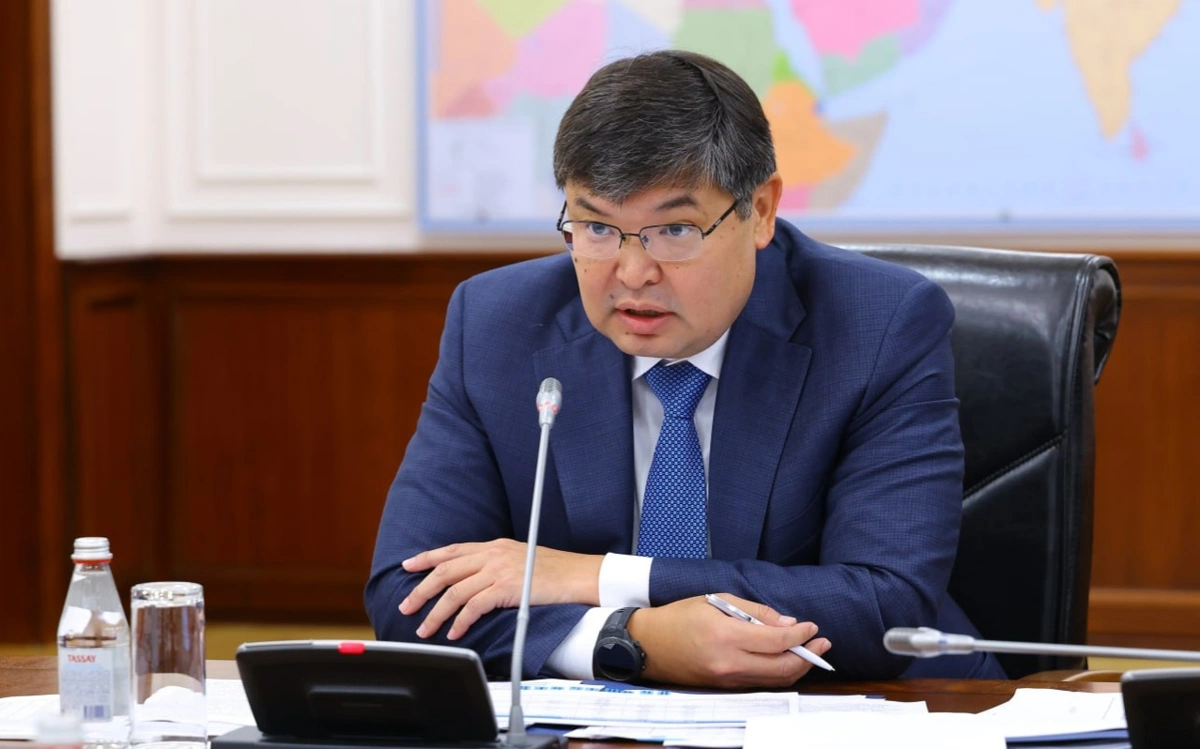 Олжас Бектенов провел совещание по вопросам развития бизнеса