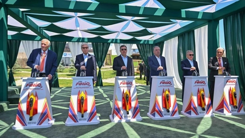 Central Asian presidents attend UIM F1H2O World Championship opening ceremony
