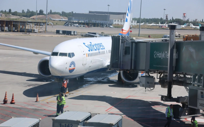 SunExpress самолет 