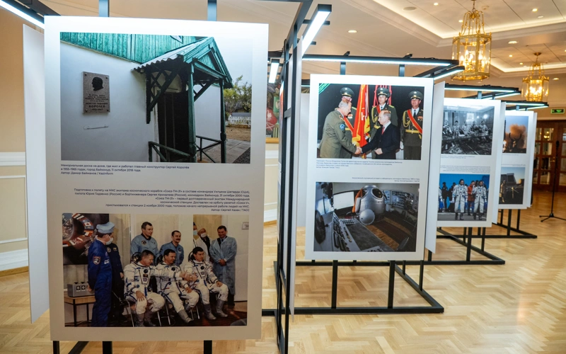 Фотовыставка о космодроме Байконур открылась в Санкт-Петербурге