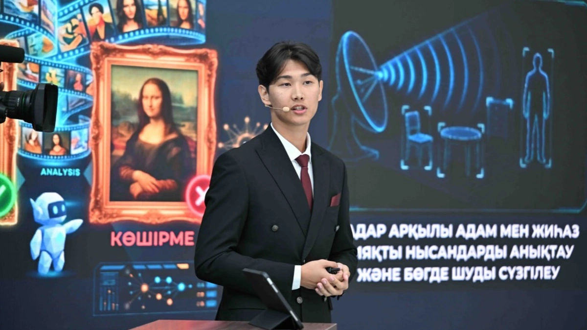 Президенту Казахстана представили работу автономного робота на Международной олимпиаде по ИИ