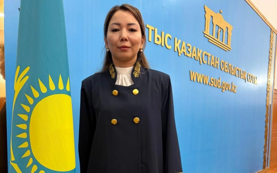 Алтын Абзалқызы