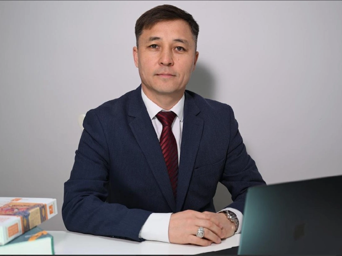 қаржы сарапшысы