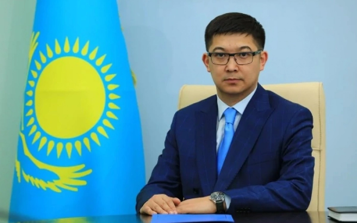 Қанат Дүйсенбайұлы ТӨСЕКБАЕВ