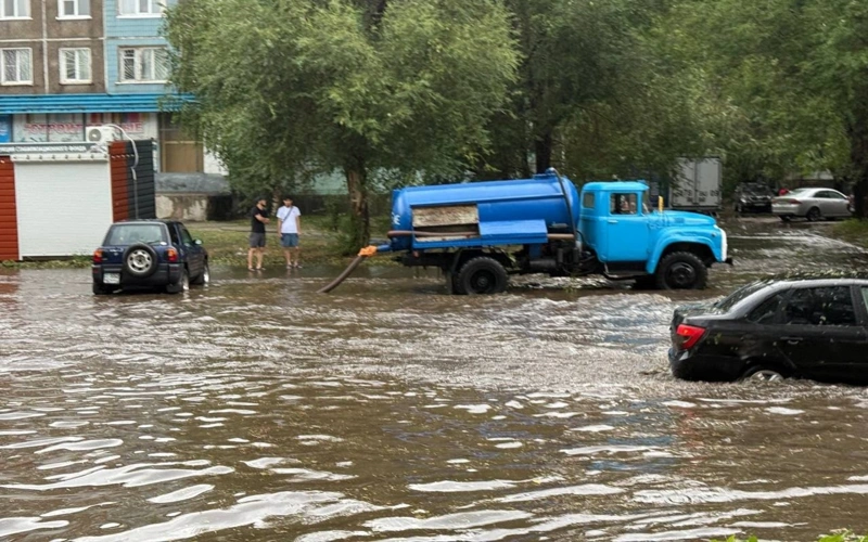 е