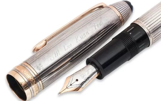 Value of Lee Kuan Yew’s fountain pen revealed Lee Kuan Yew, fountain pen