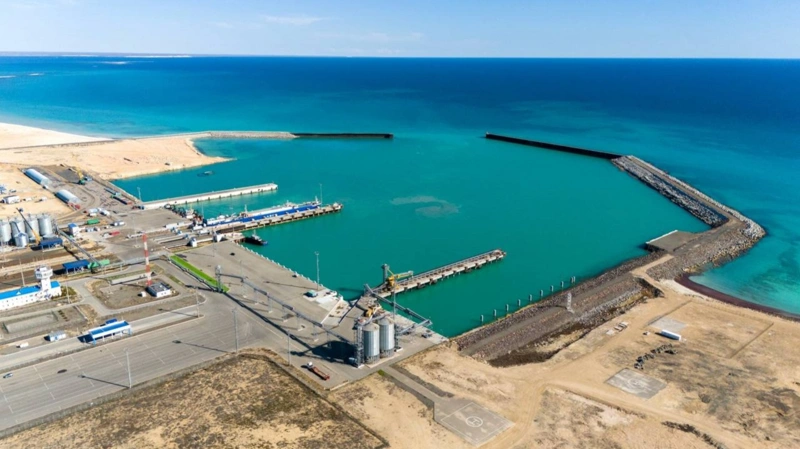 Құрық портында көтергіш-өтпелі көпірлерді жаңғырту жұмыстары аяқталды 