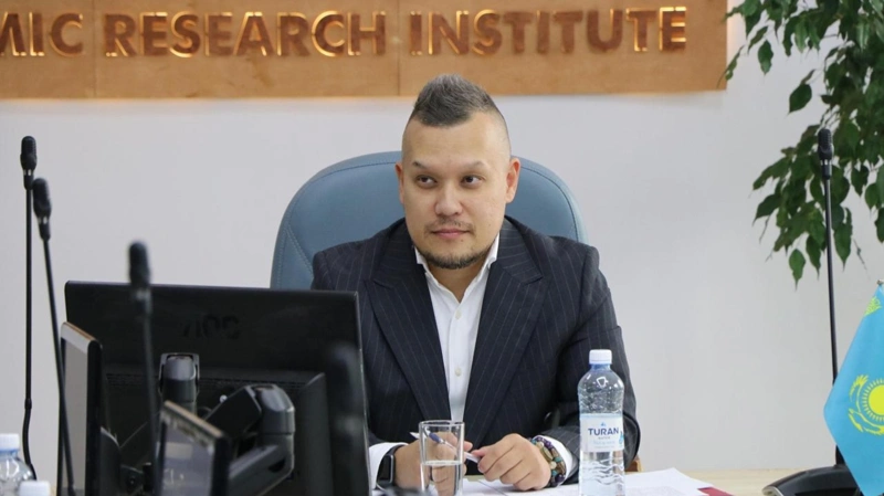 Алибек Райпов