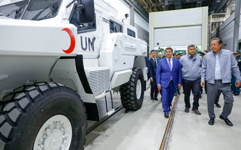 Нұрлыбек Нәлібаев Kazakhstan Paramount Engineering зауытының жұмысымен танысты