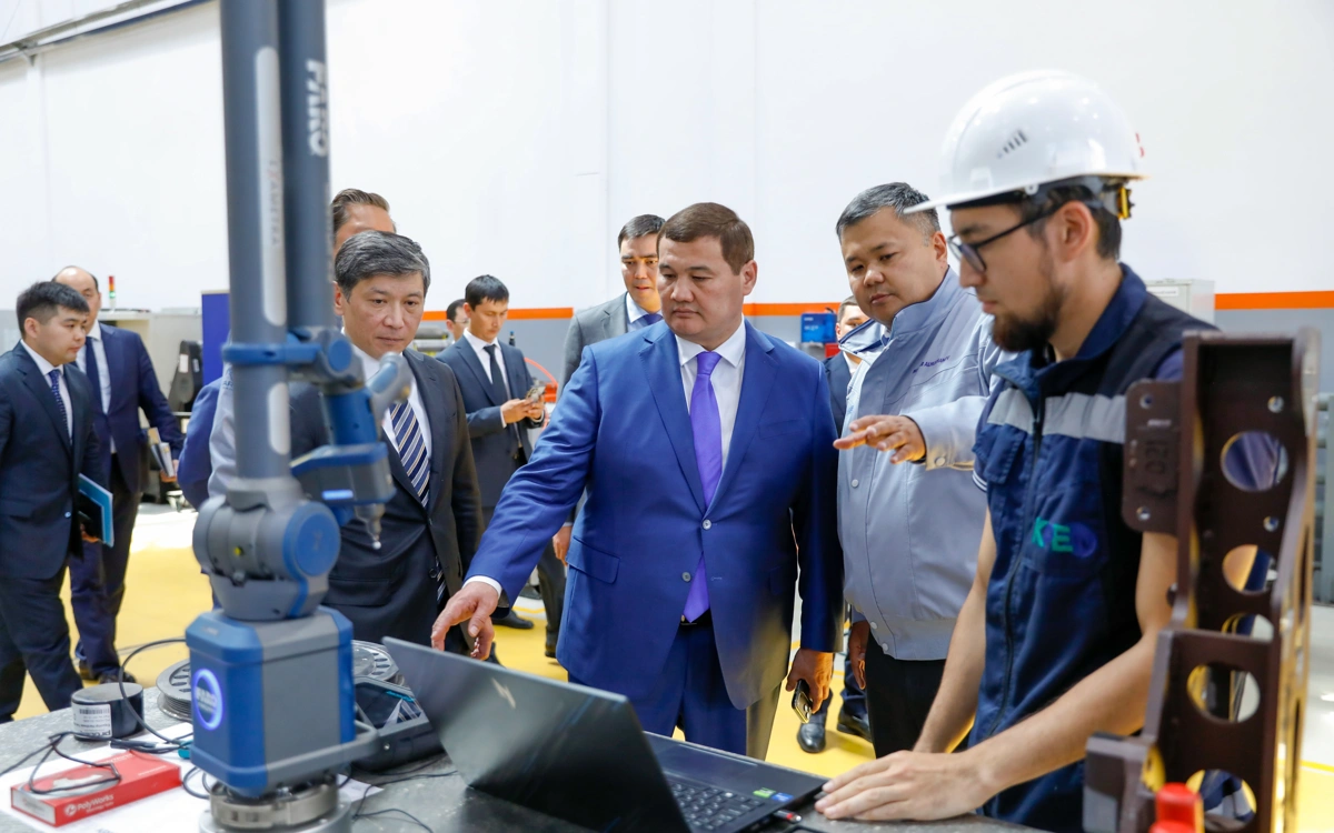 Нұрлыбек Нәлібаев Kazakhstan Paramount Engineering зауытының жұмысымен танысты 
