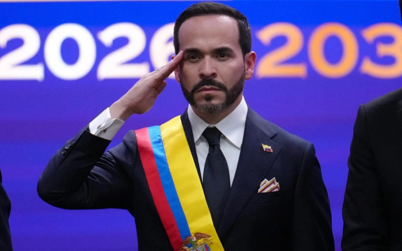 Абелардо де ла Эсприэлья Колумбия президенті қызметіне кірісті