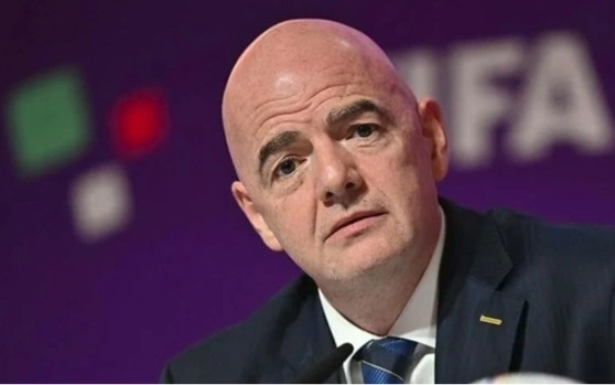 FIFA defends Infantino, says critics bypass its voting procedures