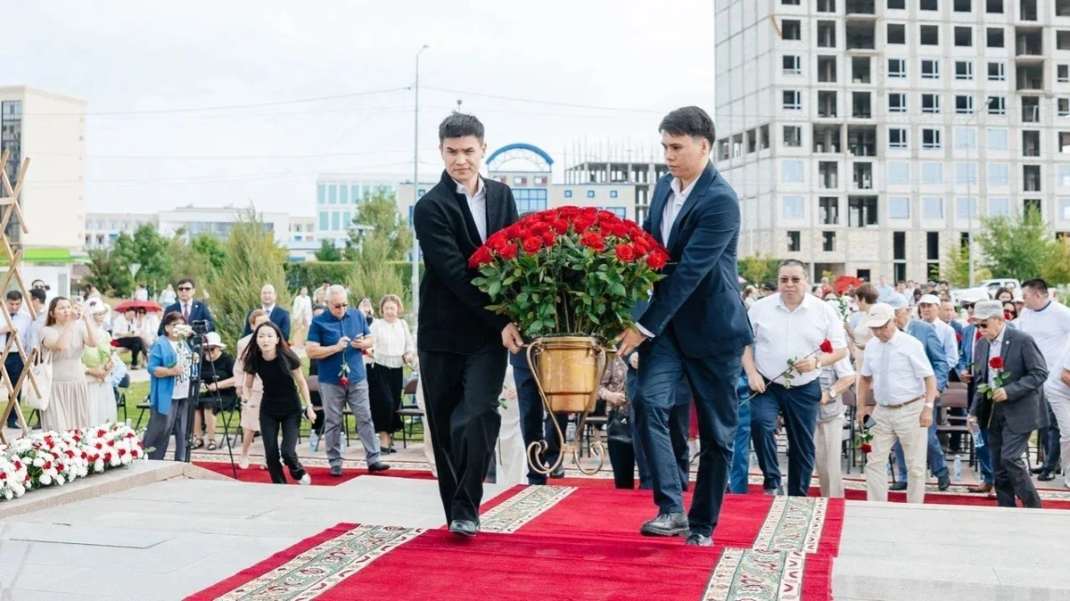 Атырауда Абай мұрасы ұлықталған әдеби-сазды кеш өтті