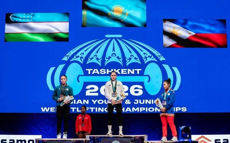 Young Kazakhstani weightlifter becomes Asian champion