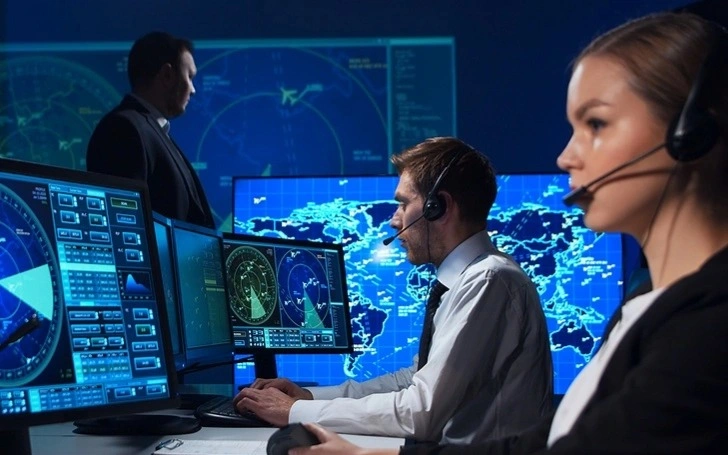  air traffic controllers, USA, video gamers